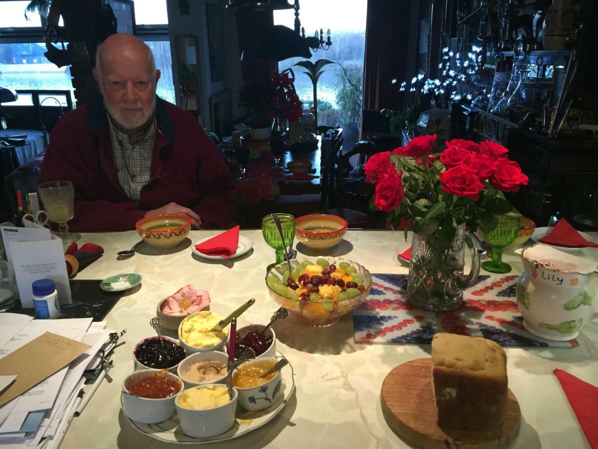 ロンドン チズウィック リビエラ Bed & Breakfast エクステリア 写真
