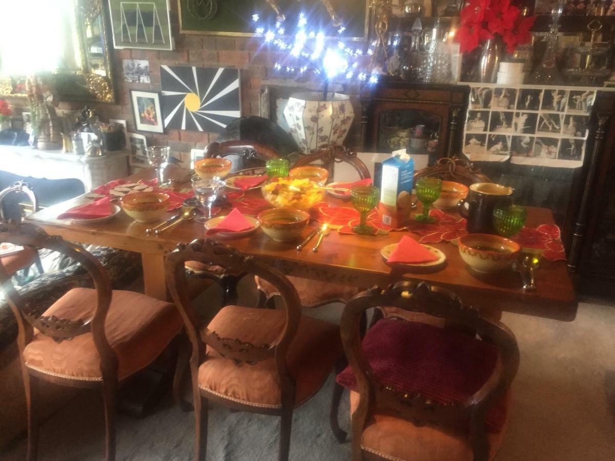 ロンドン チズウィック リビエラ Bed & Breakfast エクステリア 写真